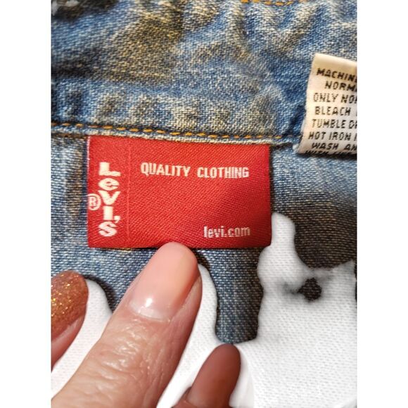 Levis‎ Womens Button Up Shirt Denim Blue M Long Sleeve Pockets Collared Top - Picture 11 of 13